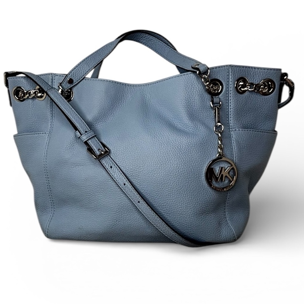 Michael Kors Jet Set Chain Medium Shoulder Tote Bag in a light blue, pale blue✨